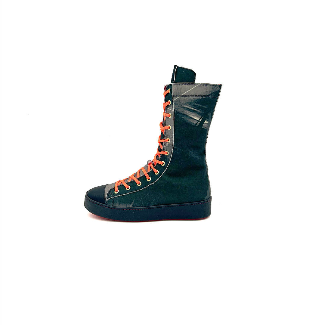 BT12 NETTUNO Negro Leite
