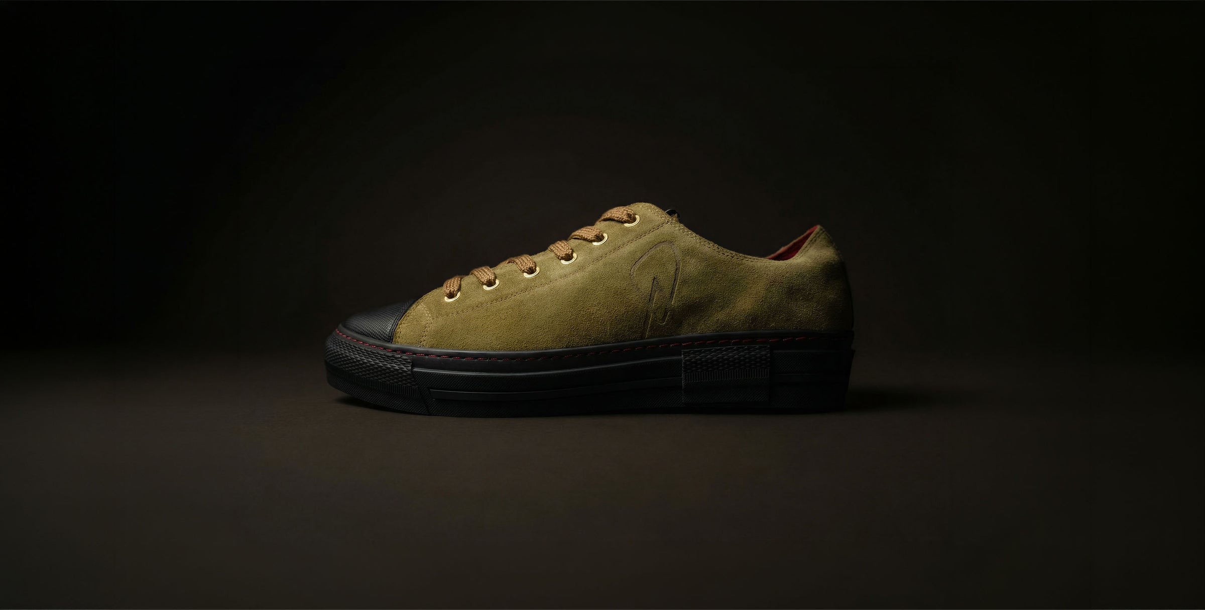 SNEAKY MILITARE Classic Fresh