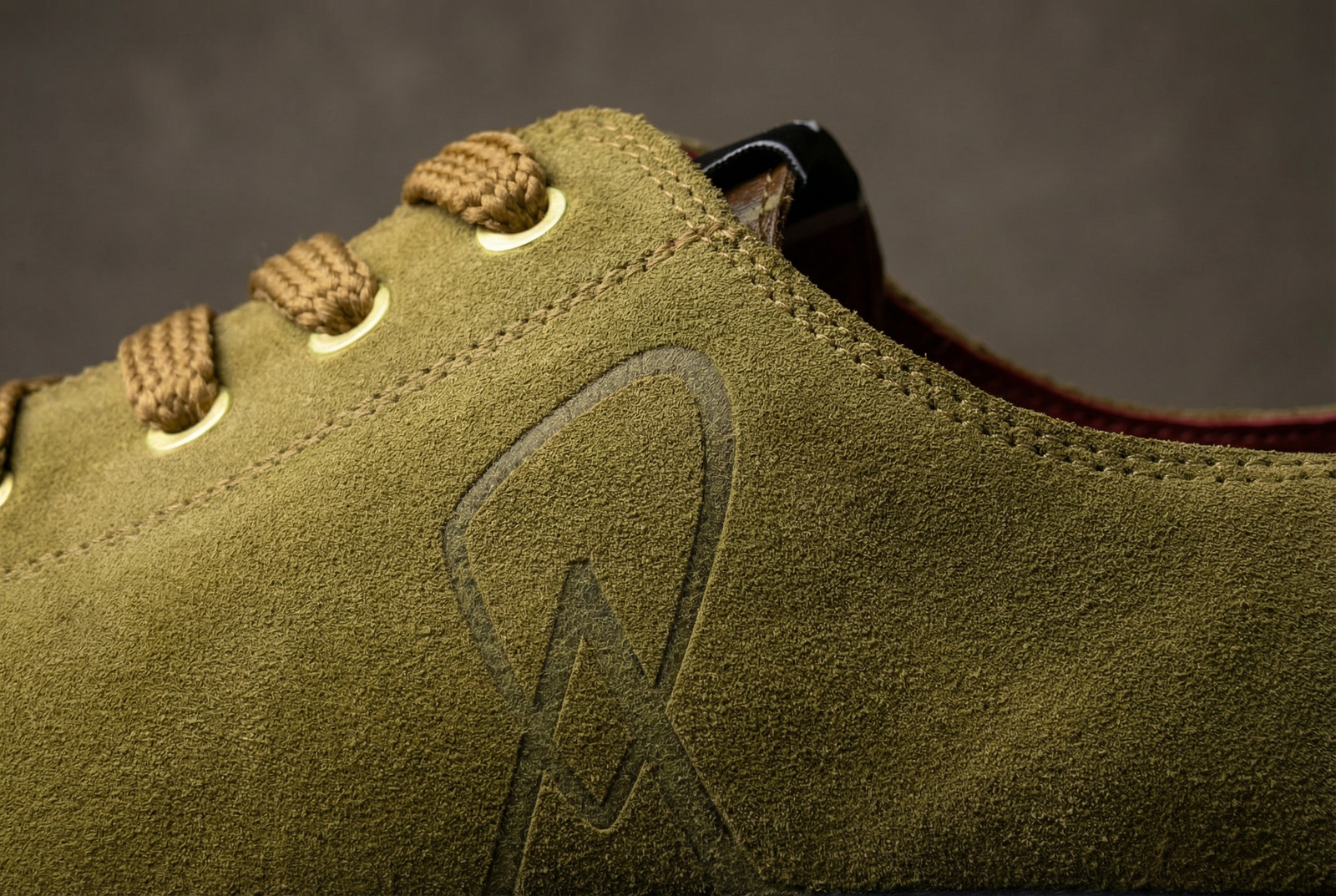 SNEAKY MILITARE Classic Fresh